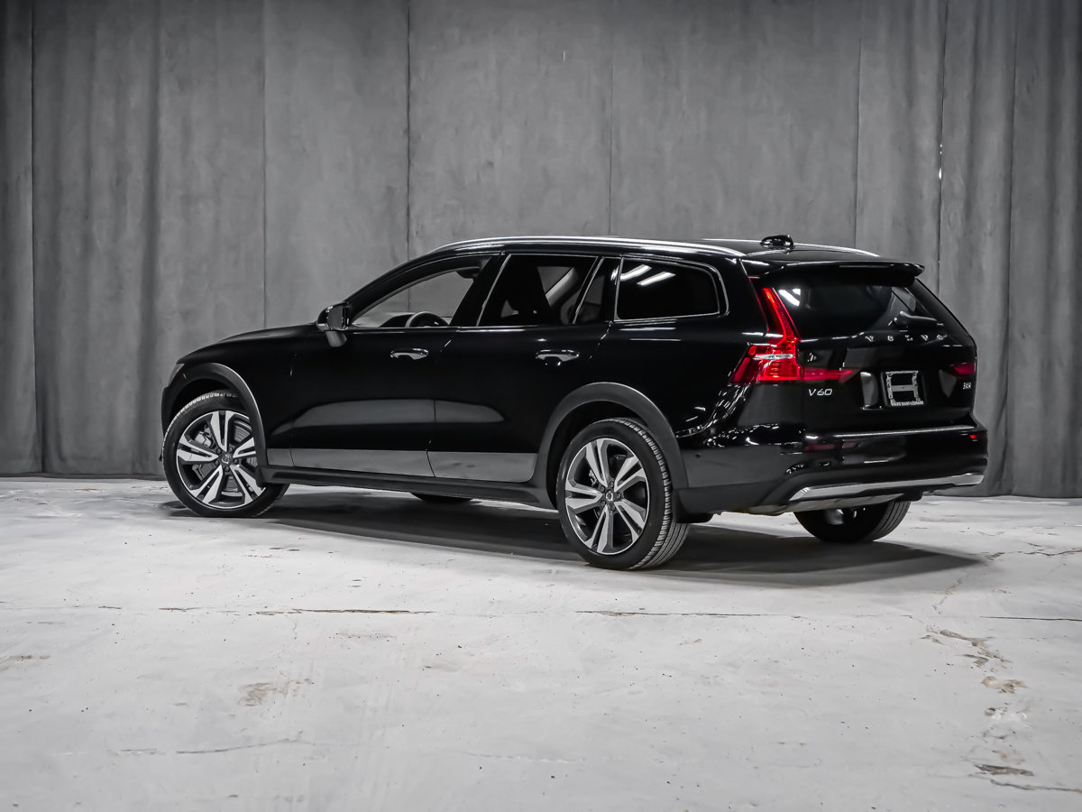 2025 Volvo V60 Cross Country B6 PLUS CLIMAT VOLANT CHAUFFANT MAGS 19PO-3