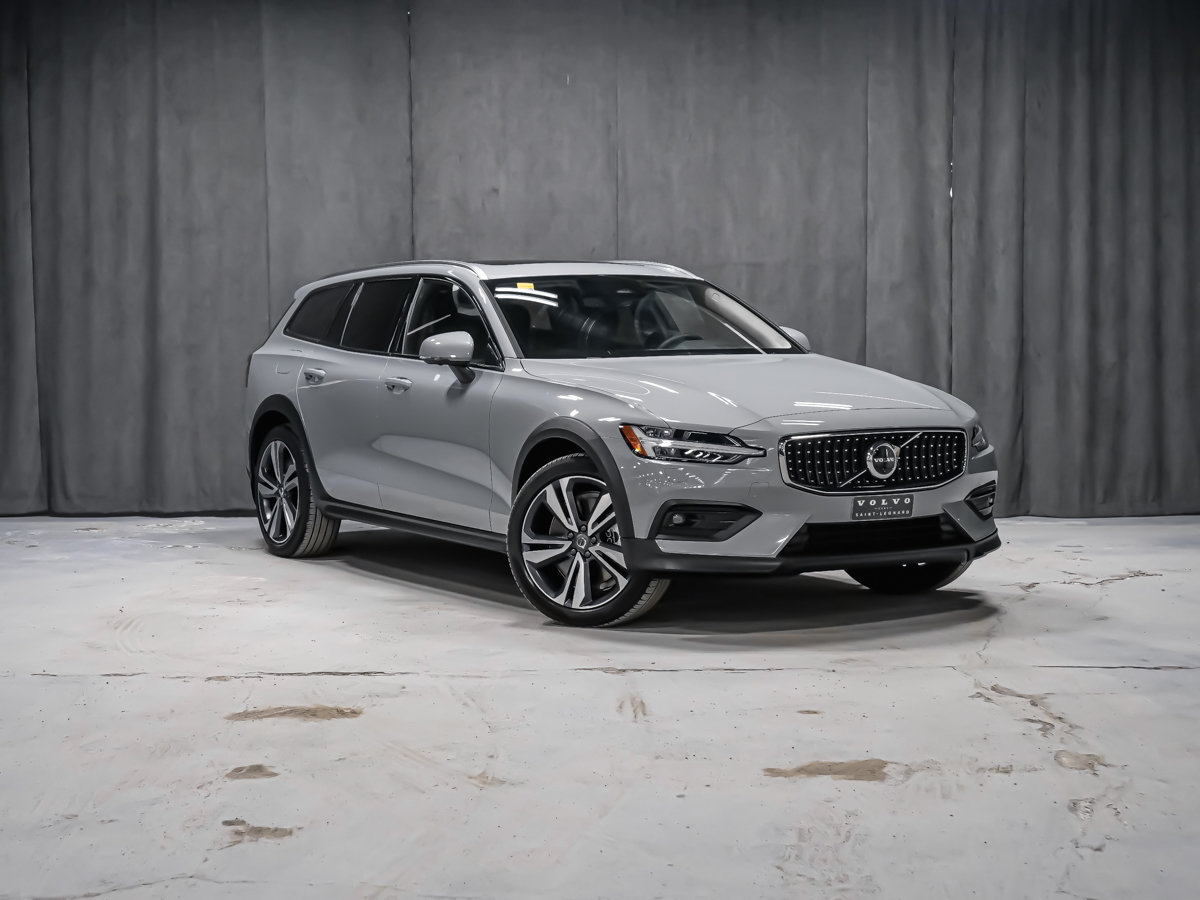 Volvo V60 Cross Country B5 PLUS BRIGHT CLIMAT MAGS 19PO VOLANT CHAUFFANT 2025-1