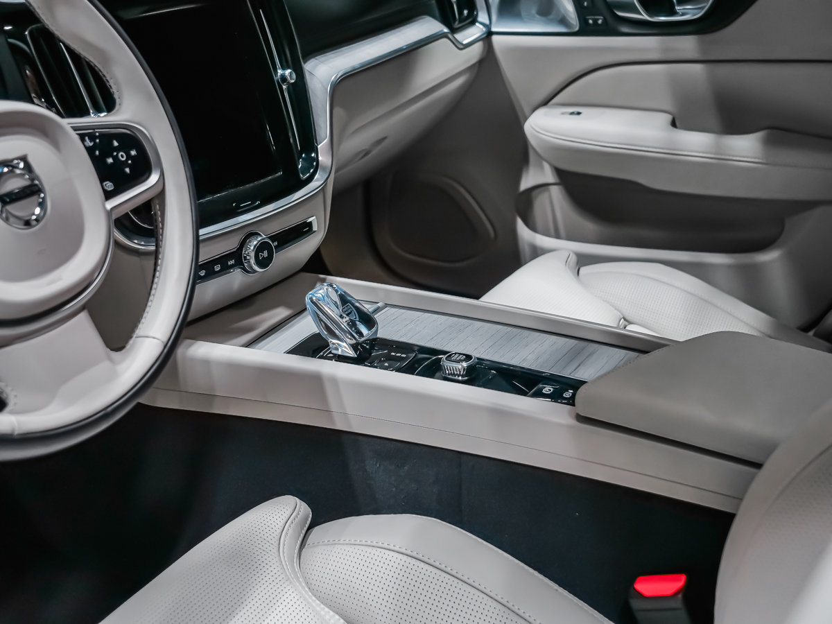 2026 Volvo V60 Cross Country Ultra-7