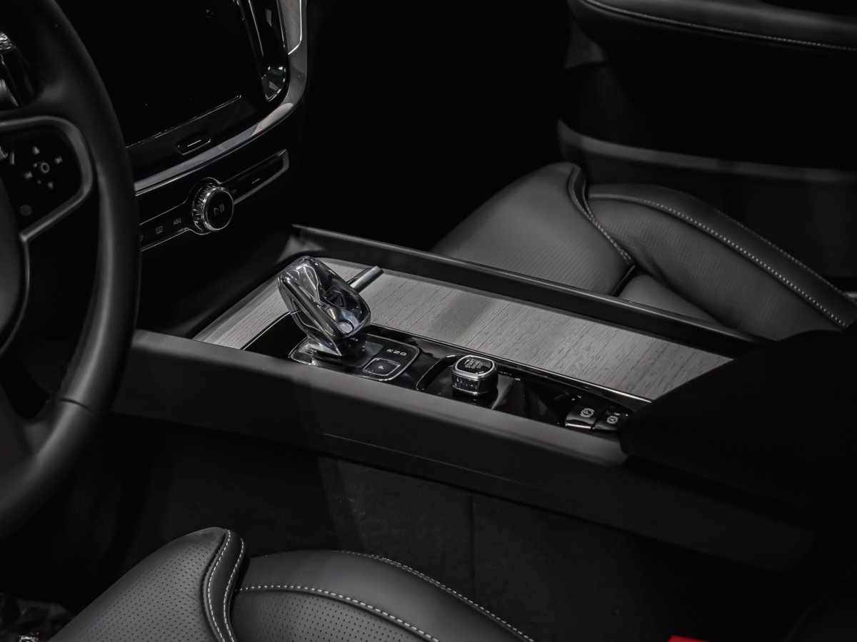 2026 Volvo V60 Cross Country Ultra-7