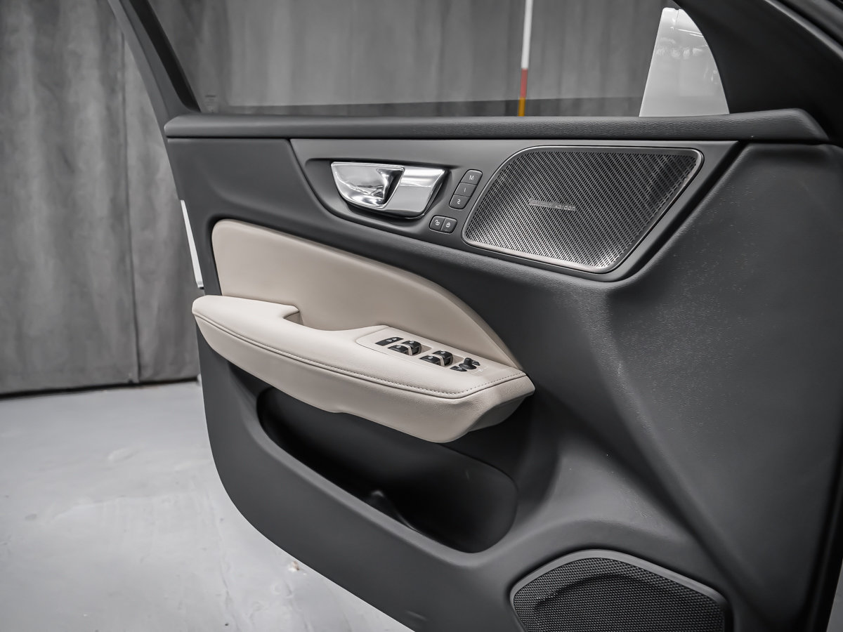 Volvo V60 Cross Country Ultra 2026-8