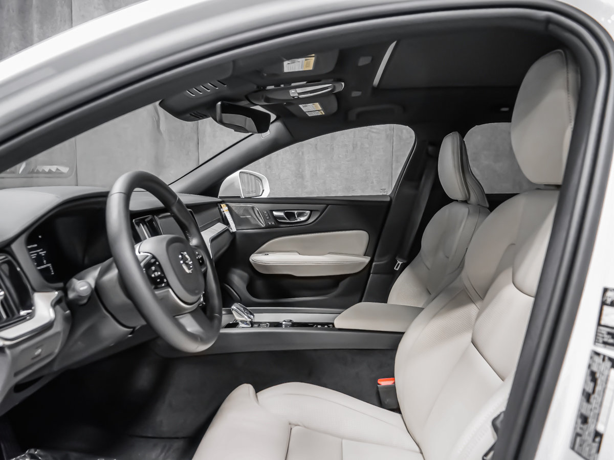 Volvo V60 Cross Country Ultra 2026-11