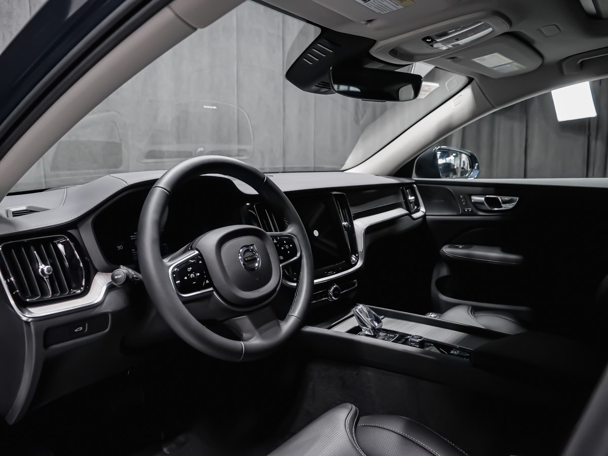 2026 Volvo V60 Cross Country Ultra-5