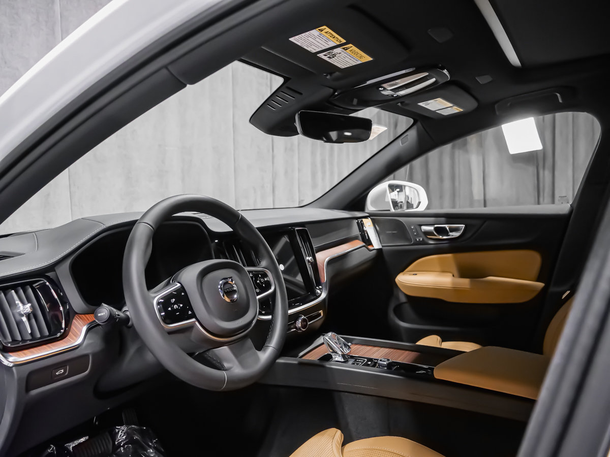 2026 Volvo V60 Cross Country Ultra-5
