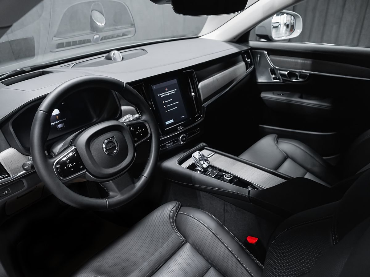 2026 Volvo V90 Cross Country Ultra-9