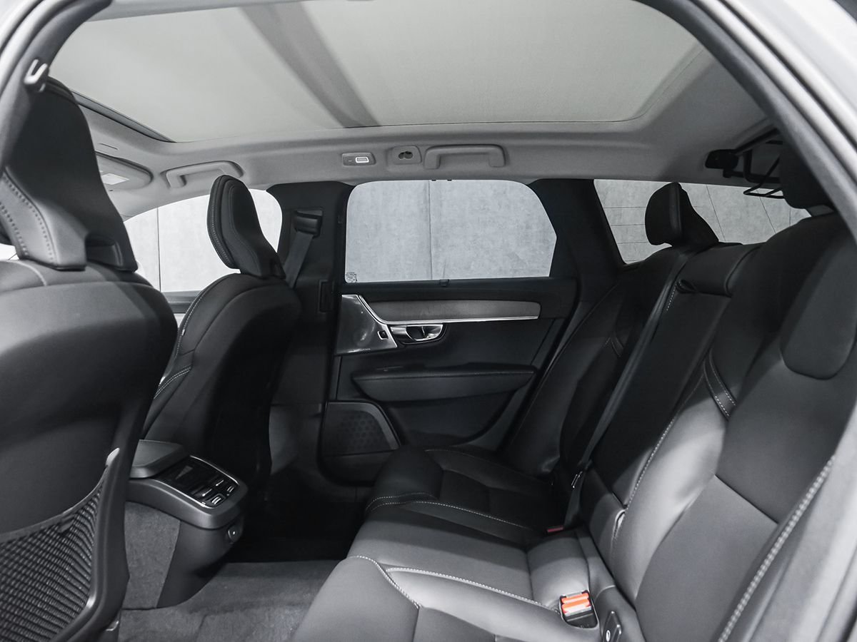 2026 Volvo V90 Cross Country Ultra-18