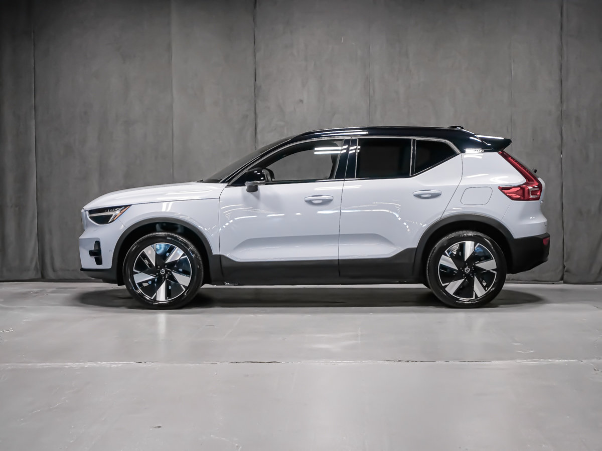 Volvo XC40 Recharge Pure Electric PLUS CLIMATE 2024-4