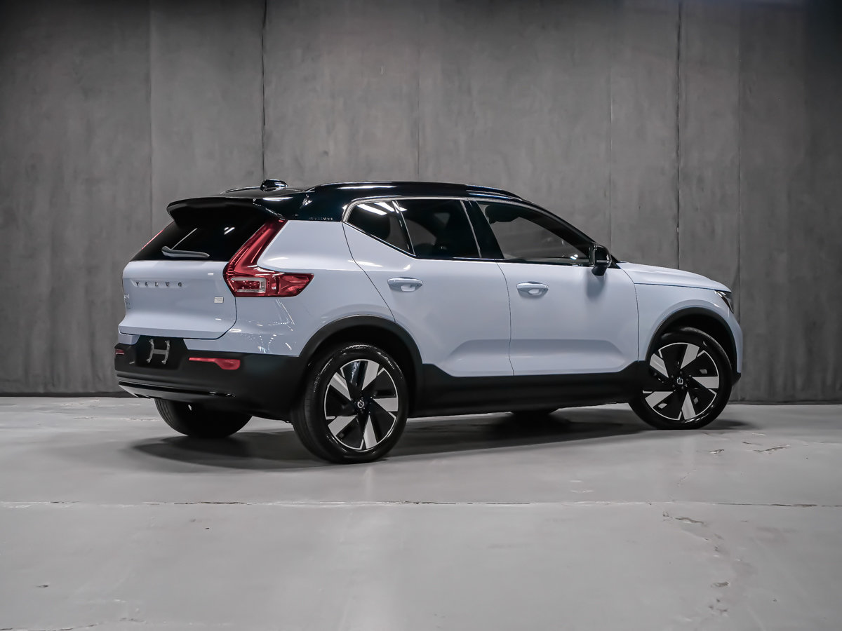 Volvo XC40 Recharge Pure Electric PLUS CLIMATE 2024-2