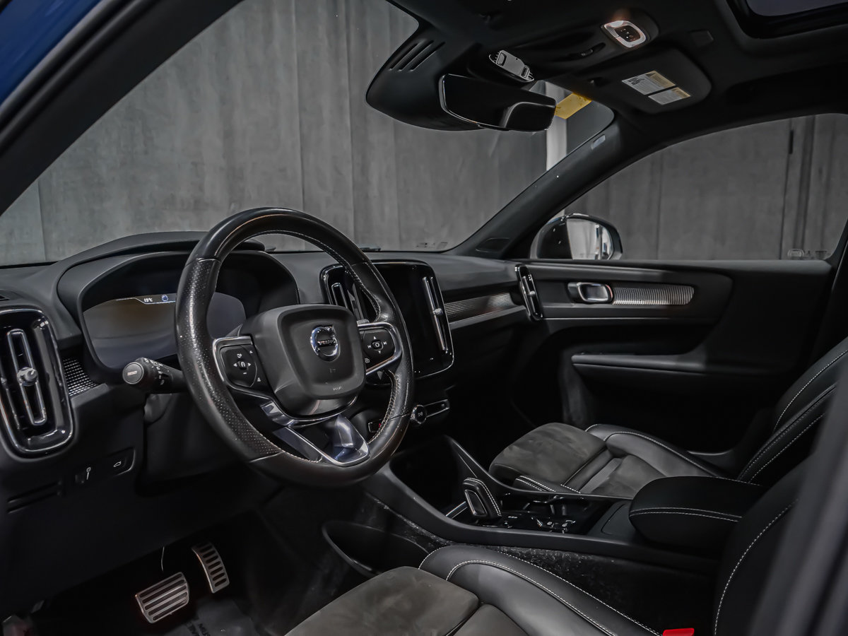 2021 Volvo XC40 T5 R-DESIGN CLIMATE-5
