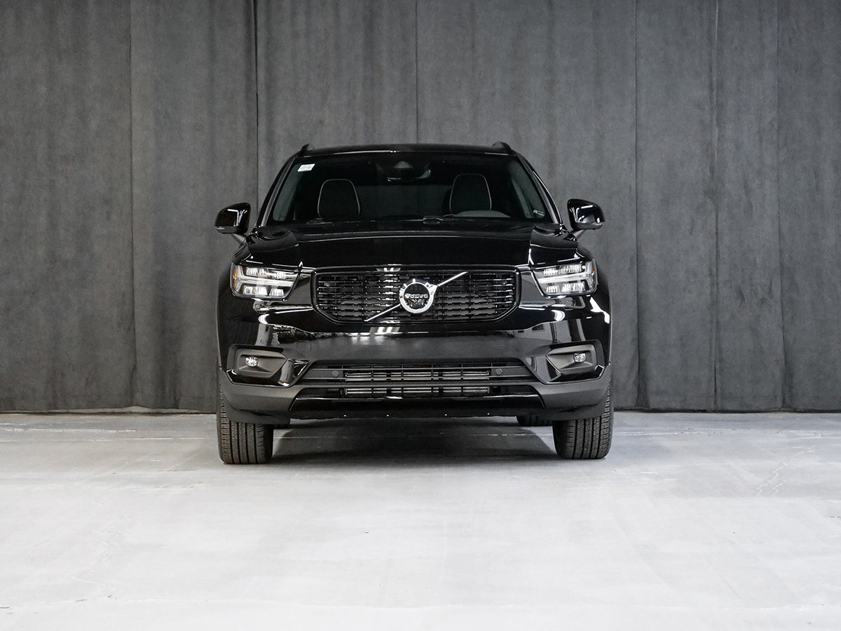2022 Volvo XC40 R-DESIGN-7