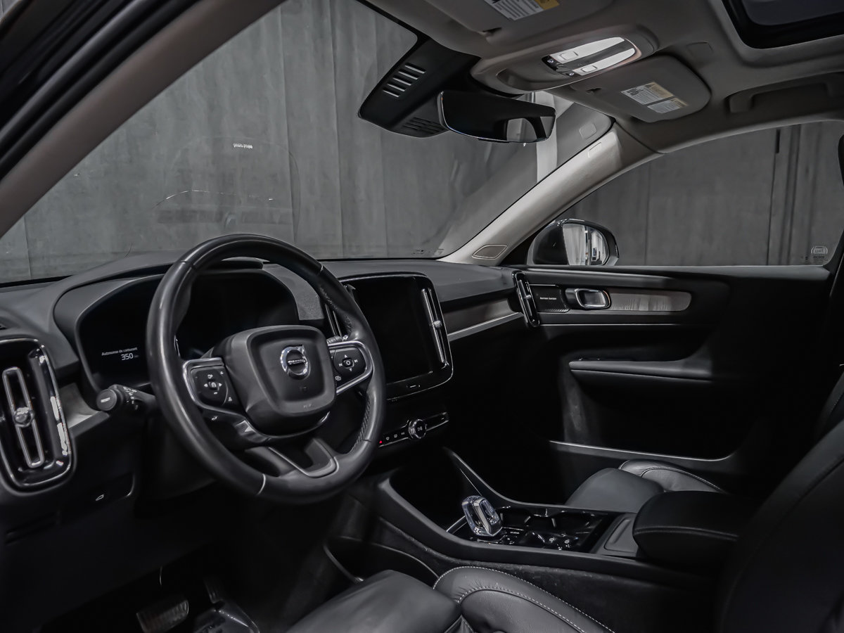 2023 Volvo XC40 B5 PLUS BRIGHT-5