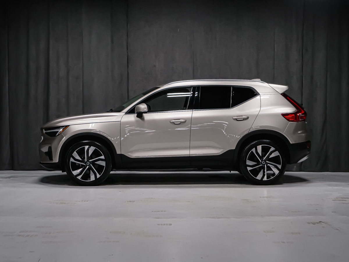 2023 Volvo XC40 B5 PLUS BRIGHT CLIMATE-2