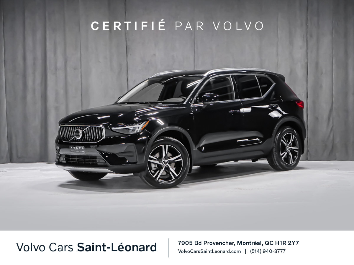 Onyx Black Metallic 2025 Volvo XC40 B5 Core Bright Theme AWD SUV / Crossover All-Wheel Drive Automatic