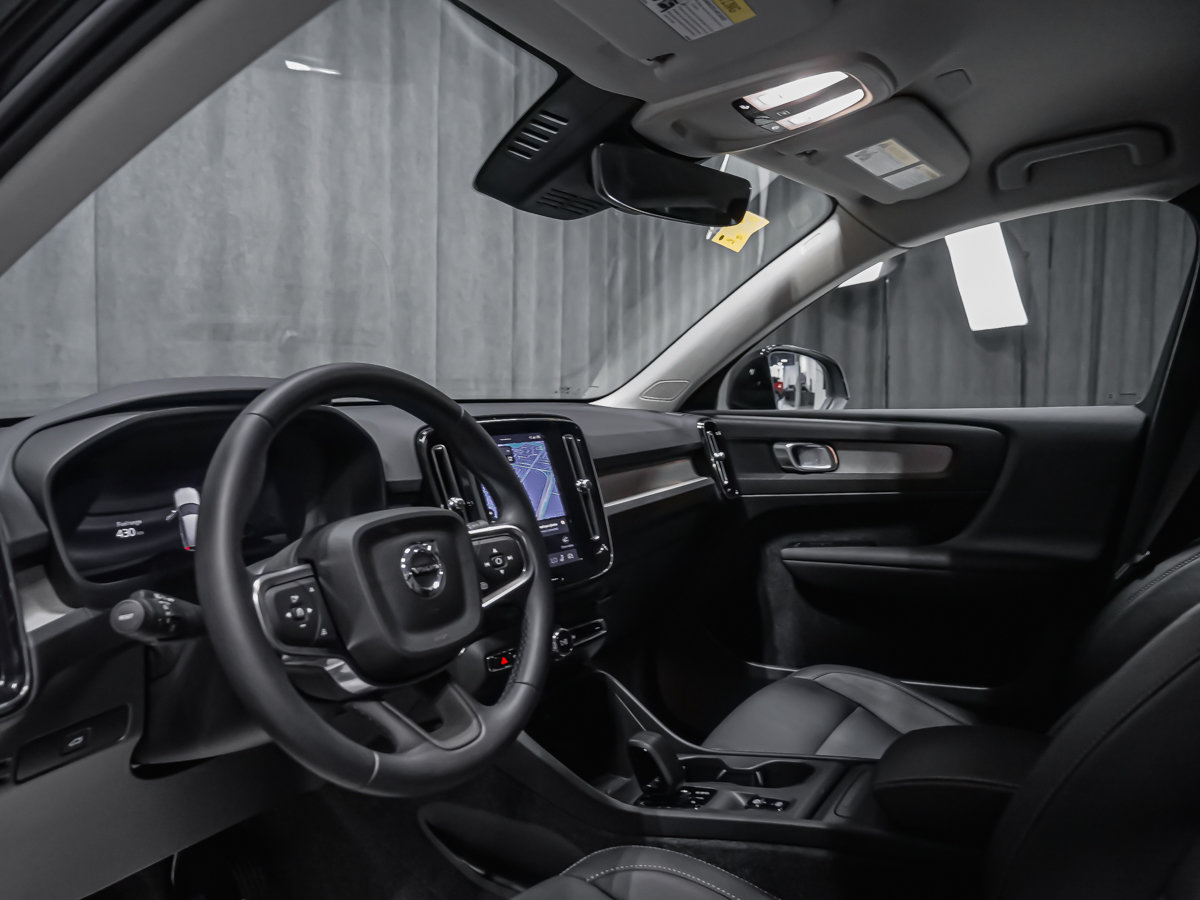 Volvo XC40 B5 CORE BRIGHT 2025-5
