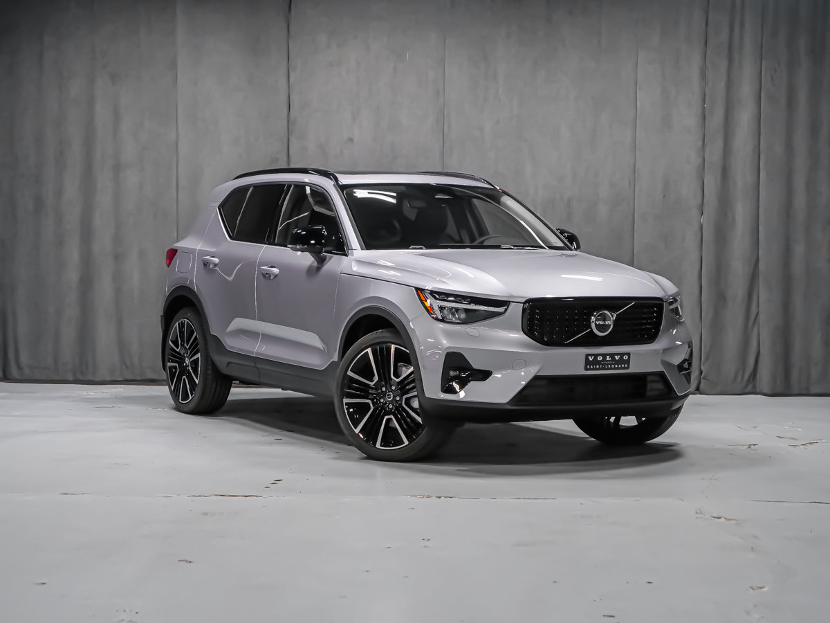 2026 Volvo XC40 Plus (Dark Theme)-1