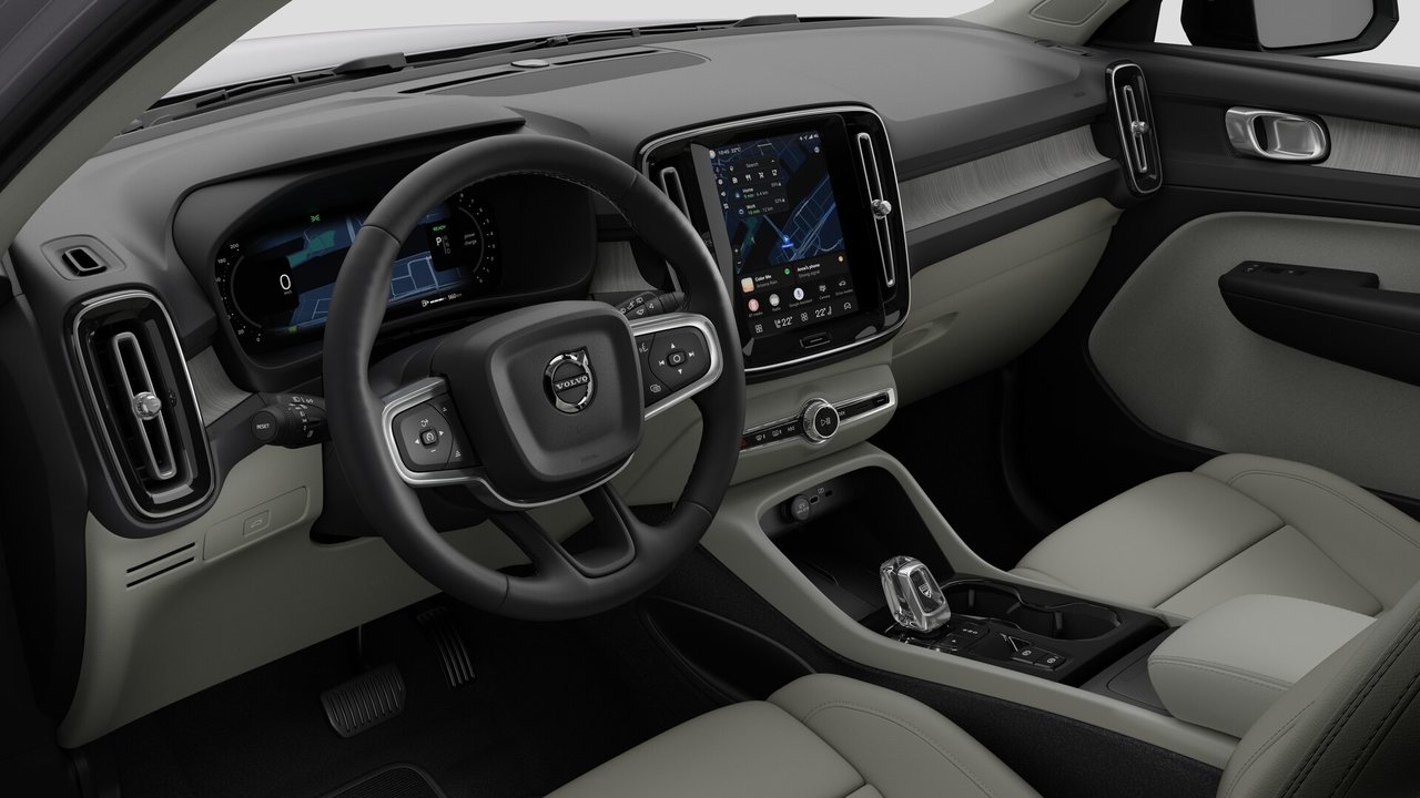 Volvo XC40 Plus (Dark Theme) 2026-9
