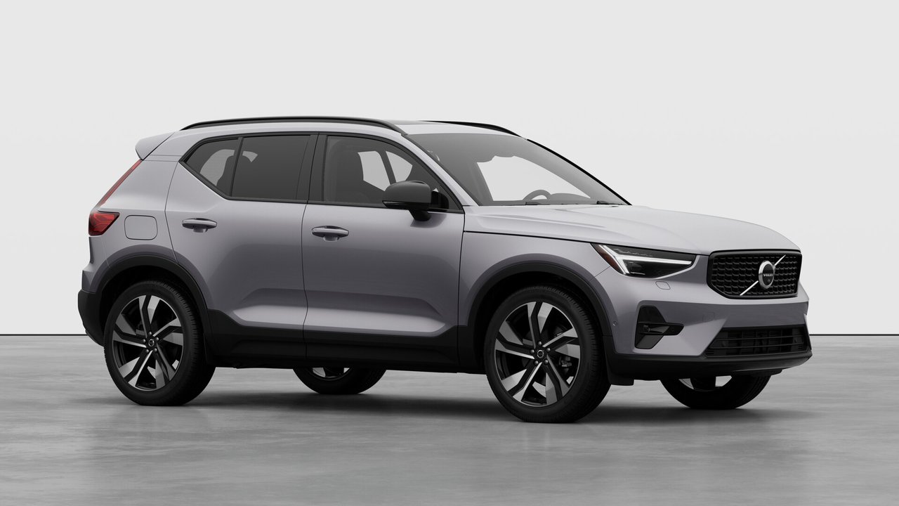 2026 Volvo XC40 Ultra (Dark Theme)-2