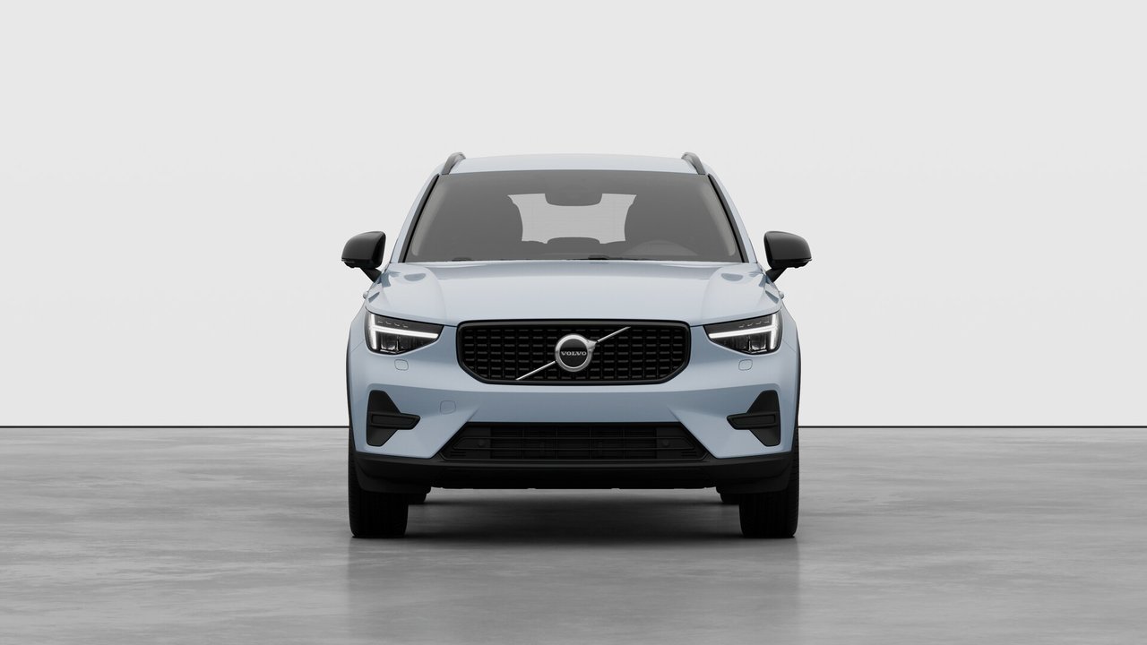 Volvo XC40 Core (Dark Theme) 2026-4