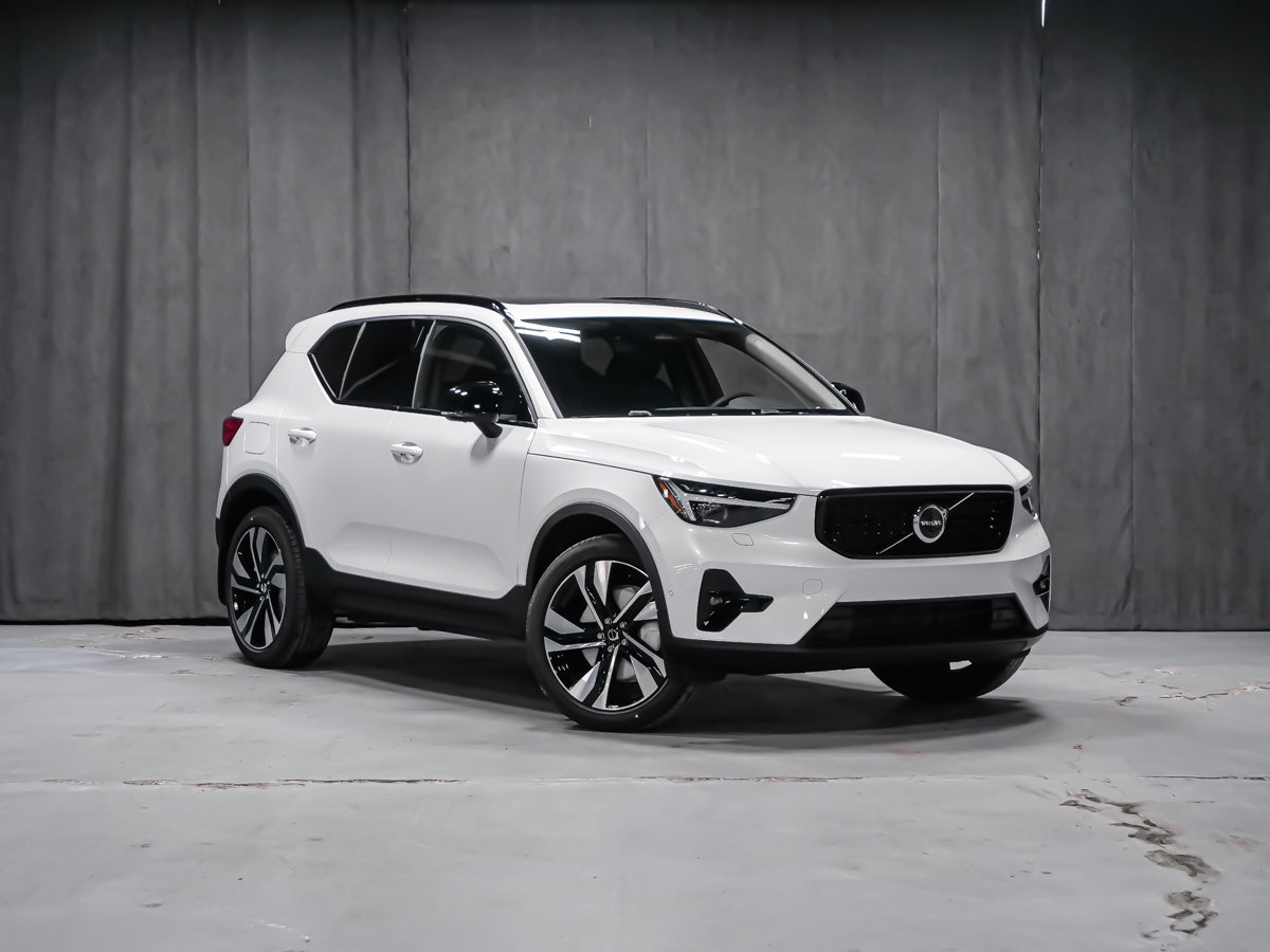 2026 Volvo XC40 Ultra (Dark Theme)-1