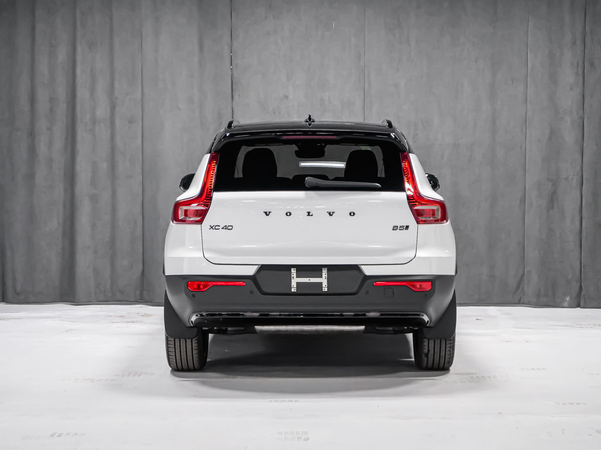Volvo XC40 Ultra Black Edition 2026-5