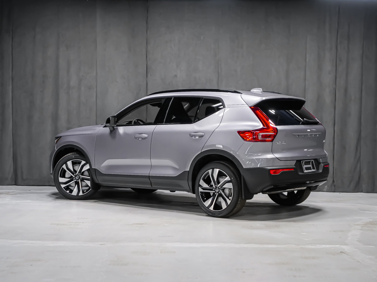 Volvo XC40 2026