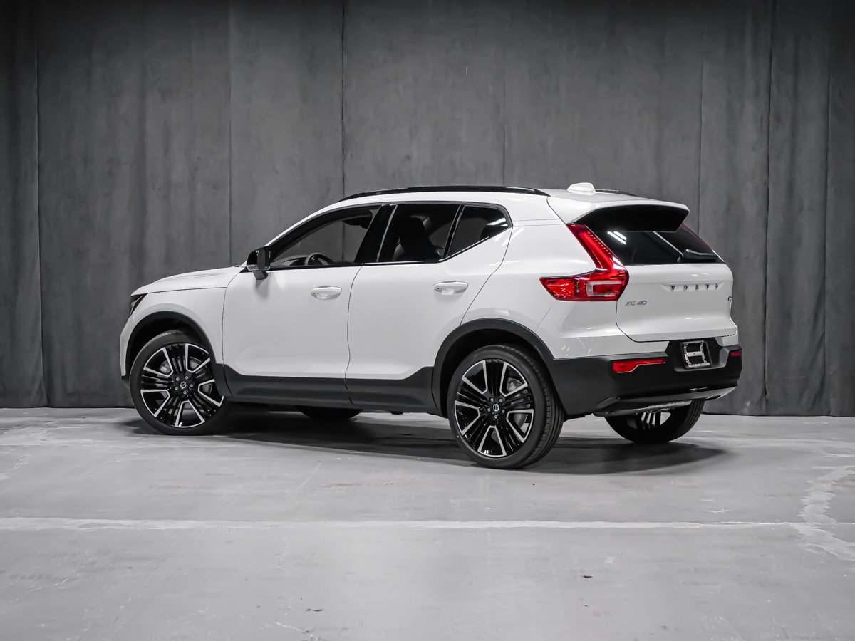 Volvo XC40 2026