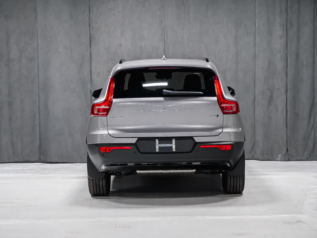 Volvo XC40 Ultra (Dark Theme) 2026-4