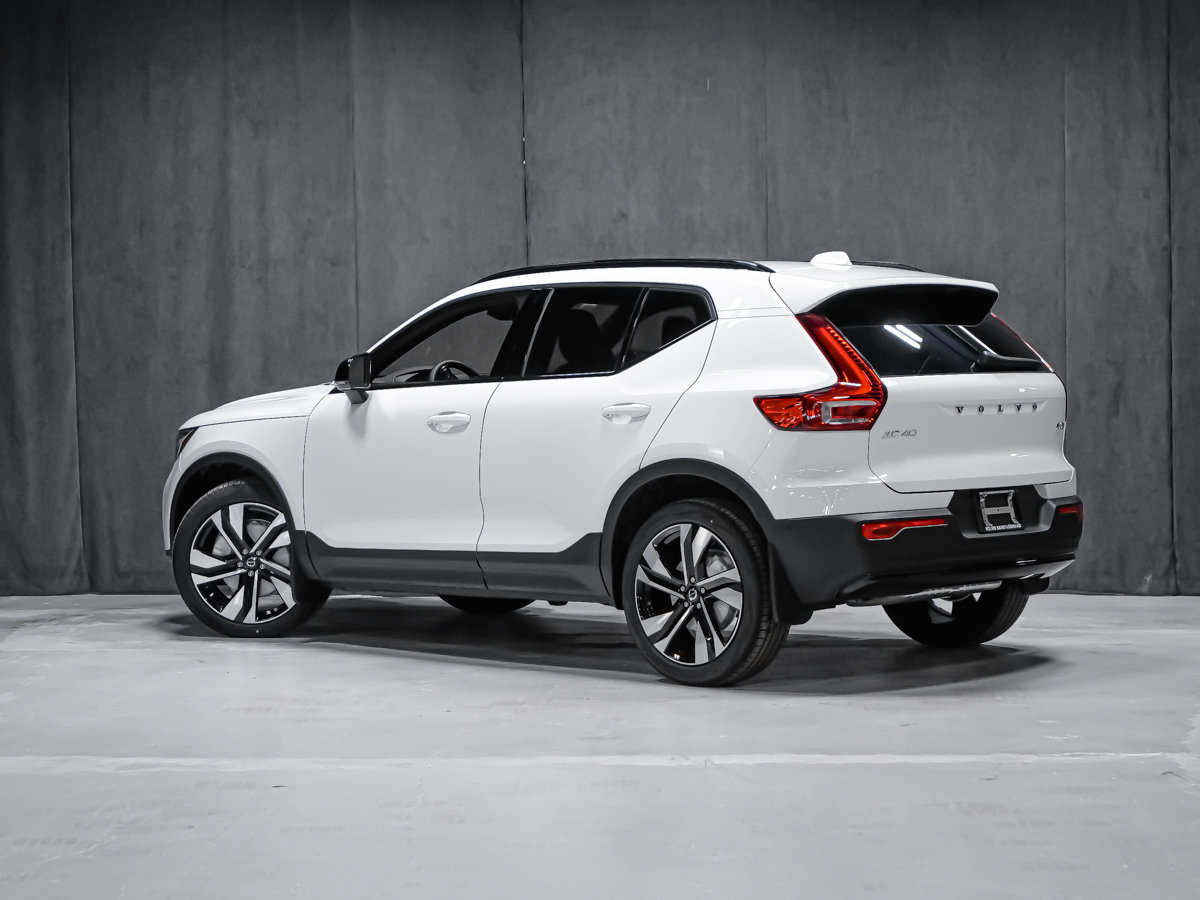 2026 Volvo XC40