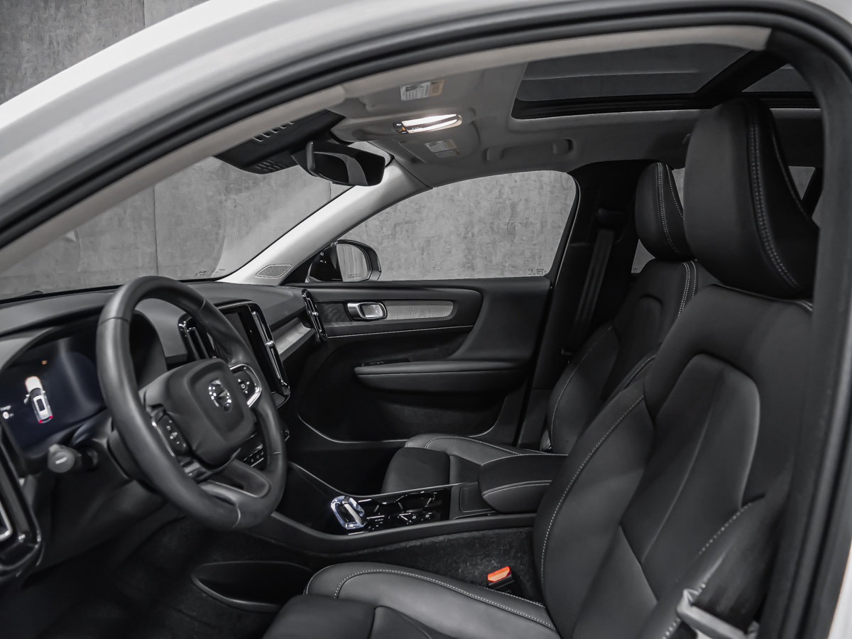 Volvo XC40 B5 PLUS DARK CLIMAT CYCLISTE 2026-10