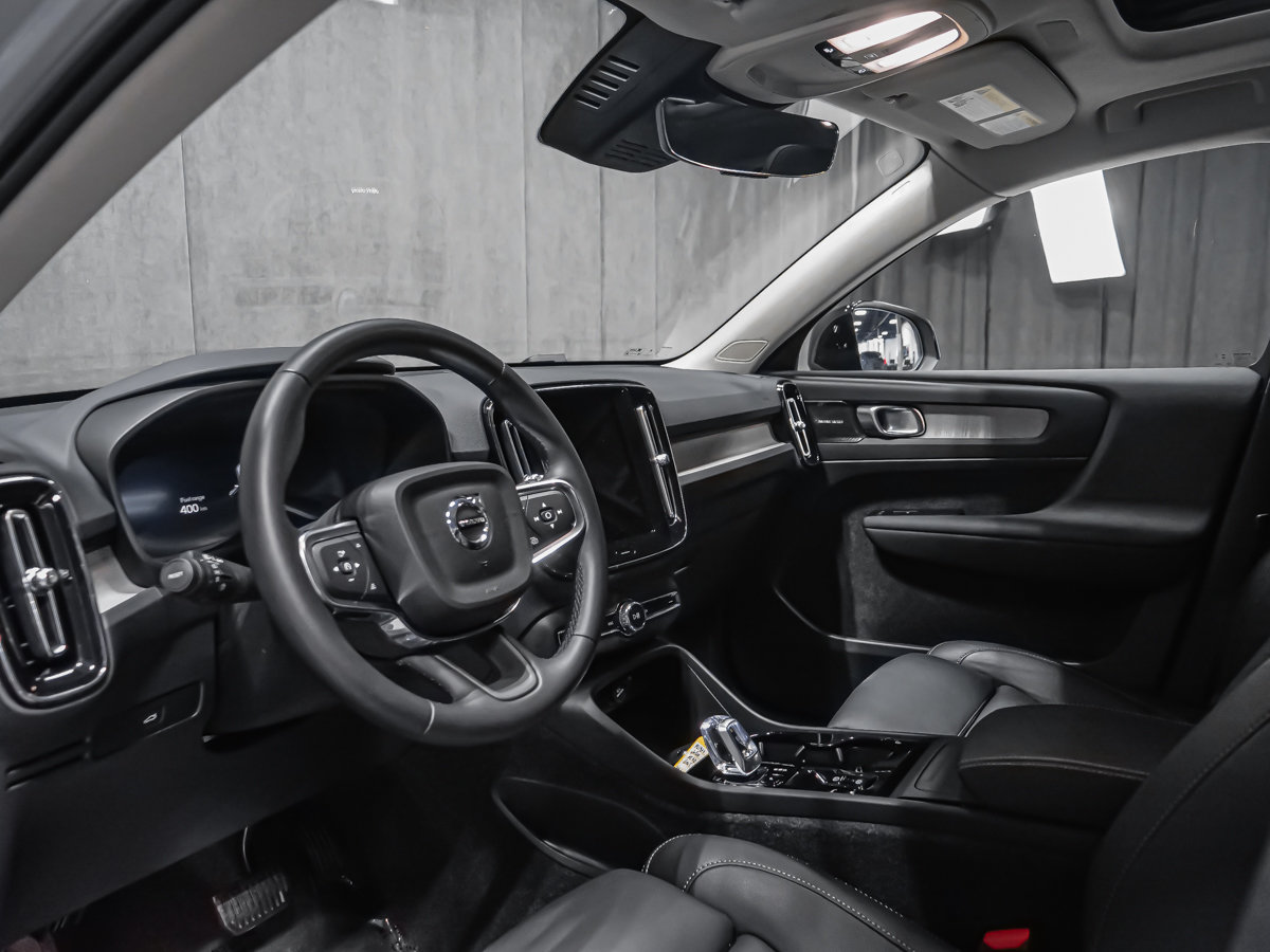 Volvo XC40 B5 ULTRA DARK HARMAN KARDON 2026-5