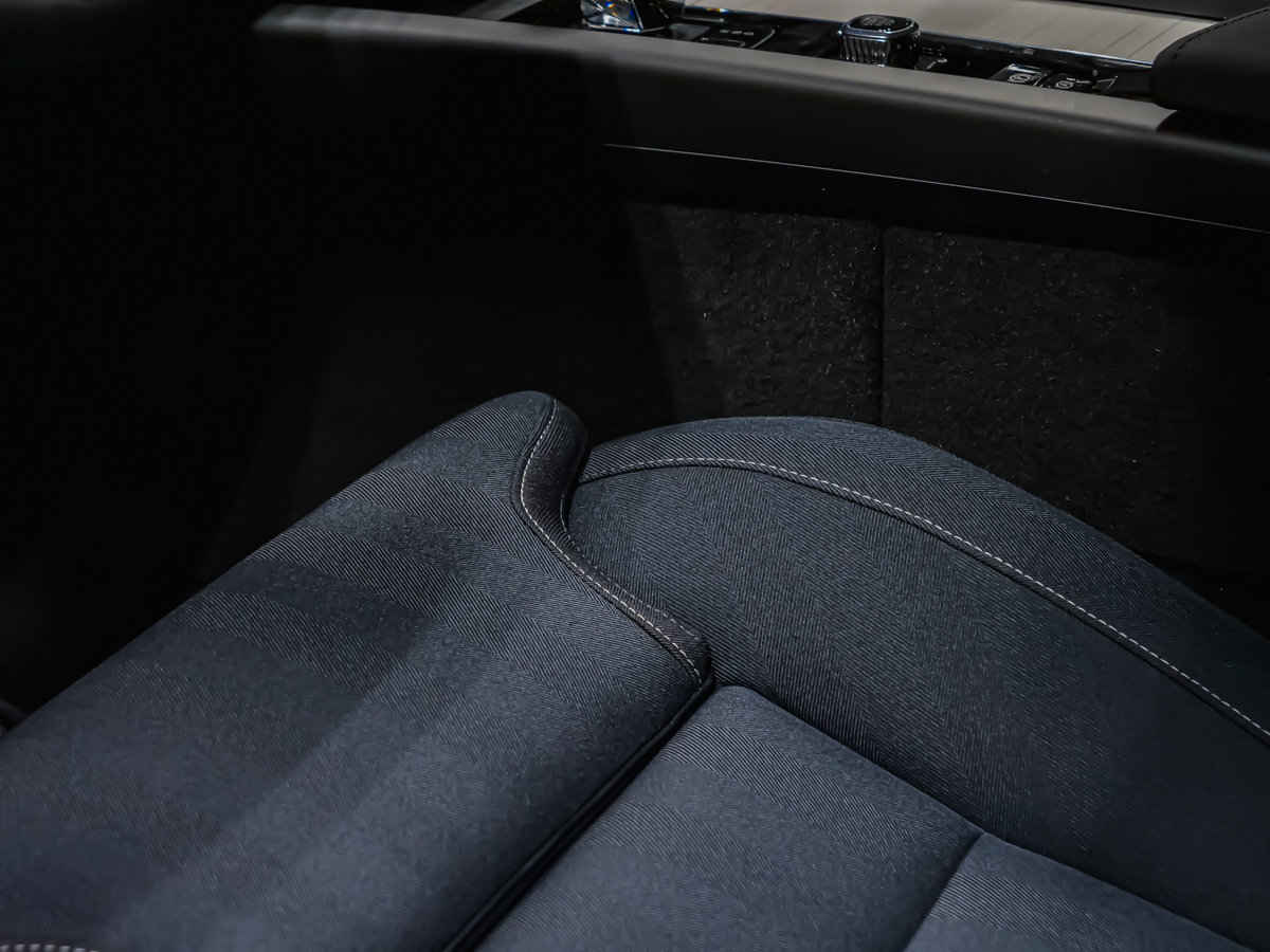 2026 Volvo XC60 Plug-in hybrid Ultra-7