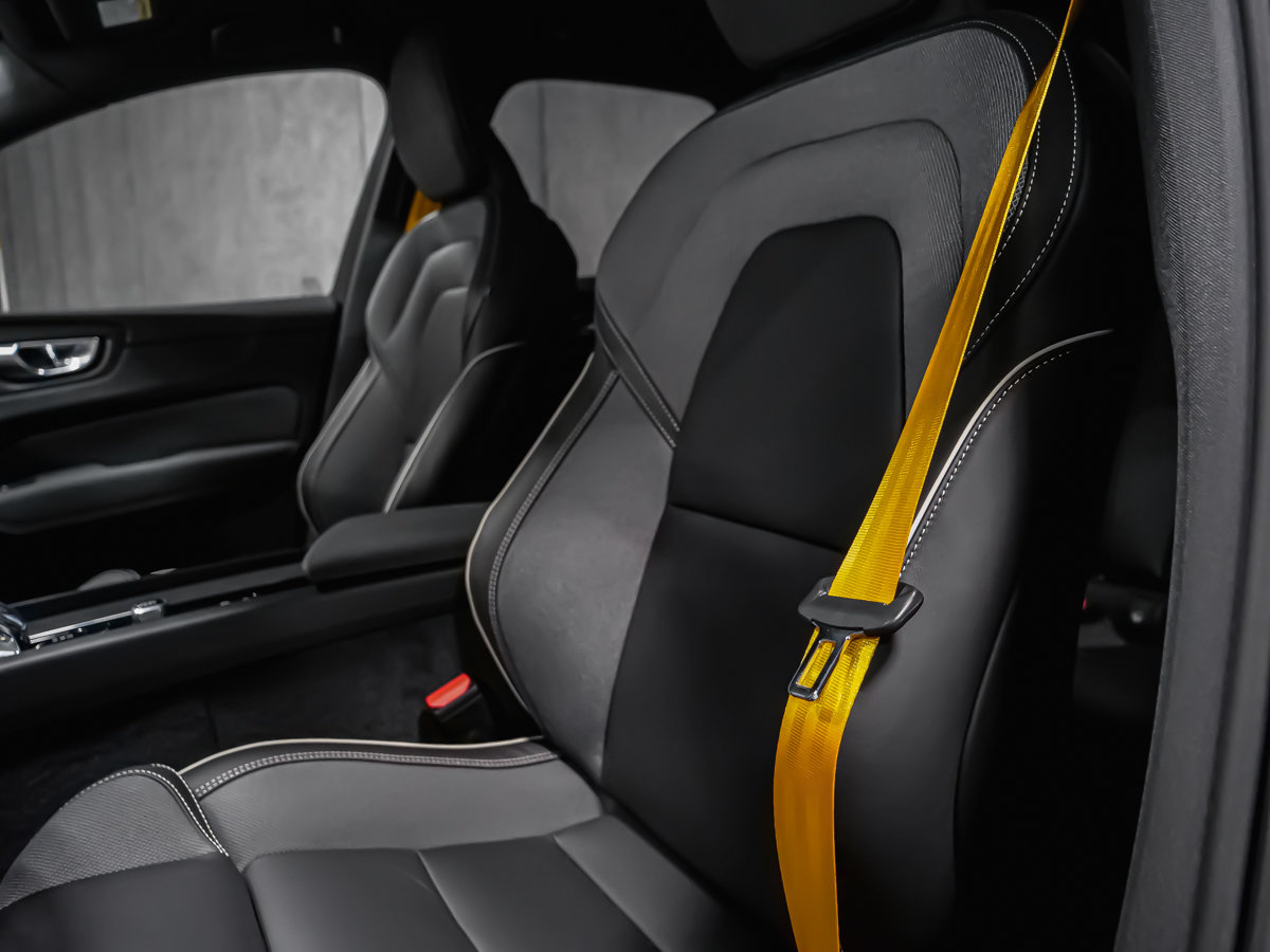 2026 Volvo XC60 Plug-In Hybrid Polestar Engineered-12