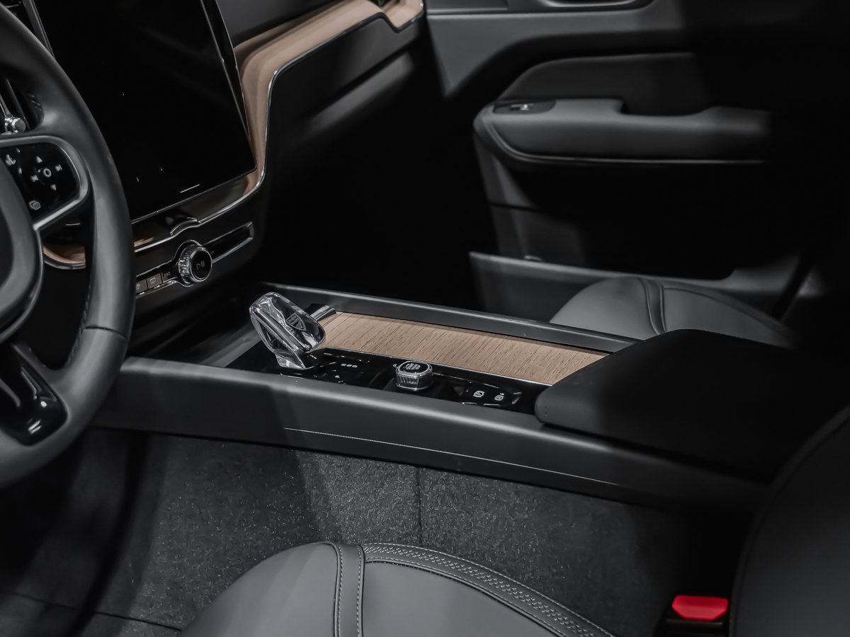 Volvo XC60 Plug-in hybrid Plus 2026-6