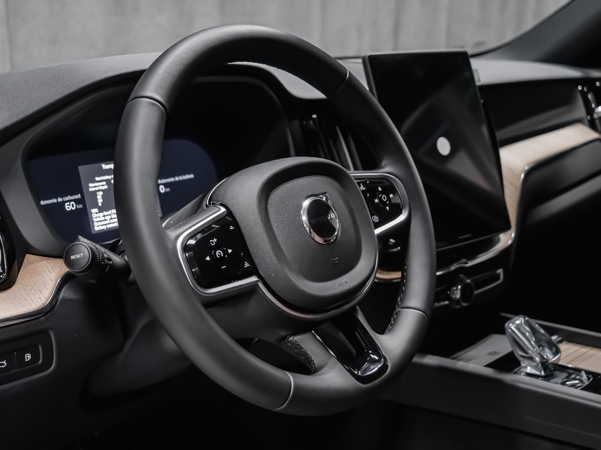 Volvo XC60 Plug-in hybrid Plus 2026-8