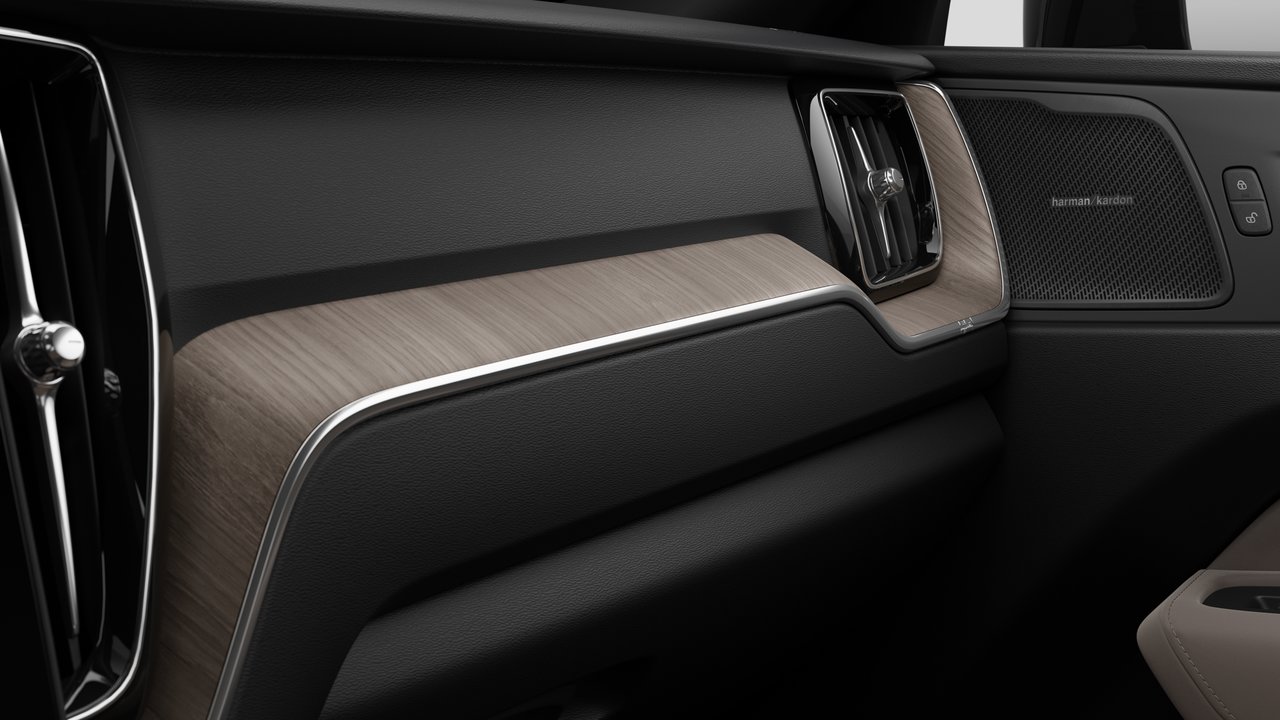 Volvo XC60 Plug-in hybrid Plus 2026-8
