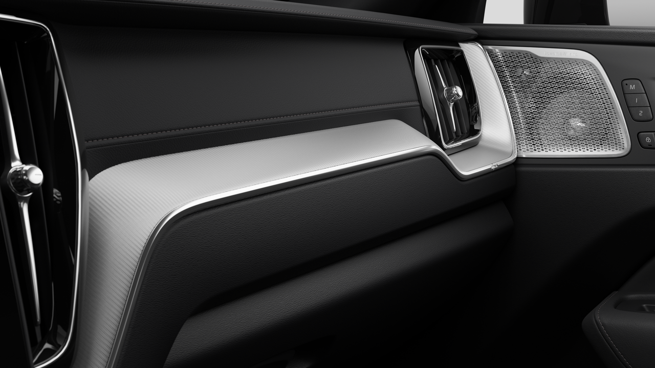 2026 Volvo XC60 Plug-in hybrid Ultra Black Edition-8