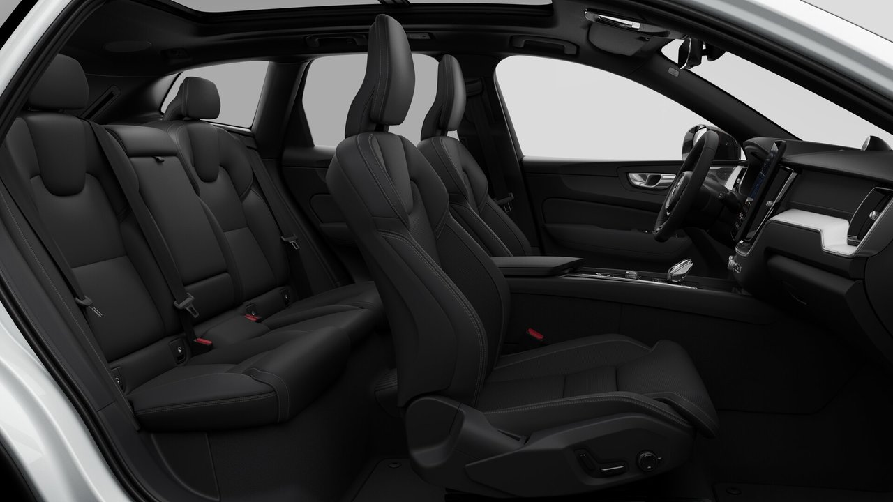 2026 Volvo XC60 Plug-in hybrid Ultra Black Edition-12