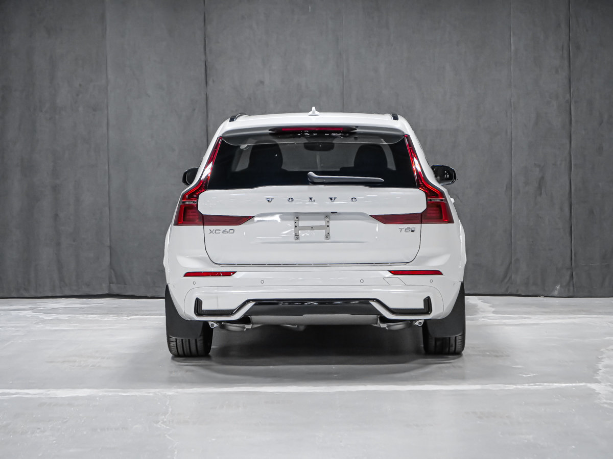 Volvo XC60 Plug-in hybrid Ultra (Dark Theme) 2027-4
