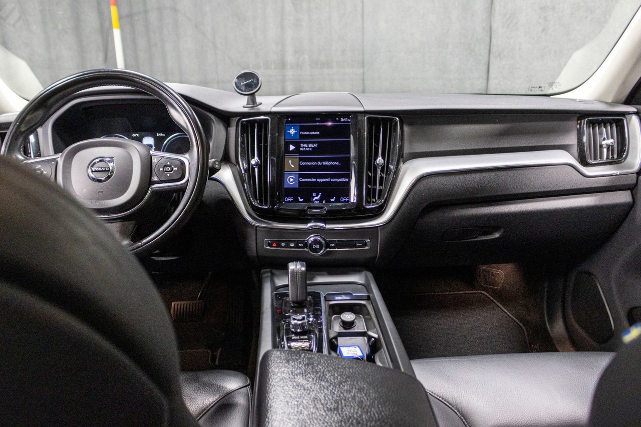 Volvo XC60 Recharge T8 INSCRIPTION EXPRESSION CLIMAT PREMIUM MAGS 20PO VOLANT CHAUFFANT 2021-14
