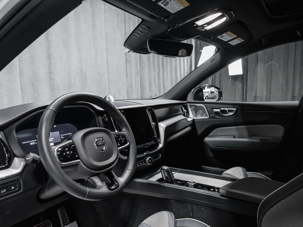 Volvo XC60 Recharge T8 R-DESIGN CLIMATE BOWERS AIR SUSPENSION 2022-6