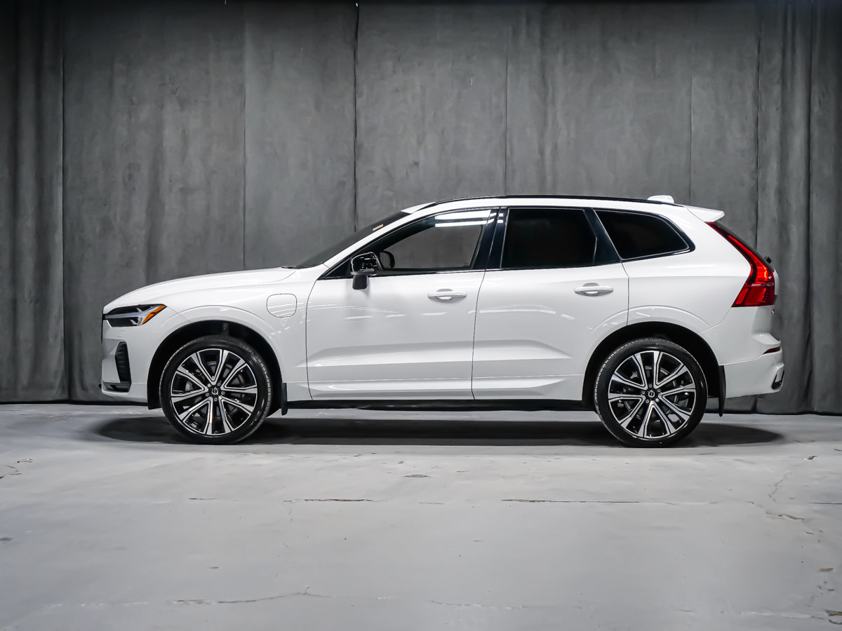 Volvo XC60 Recharge T8 R-DESIGN CLIMATE BOWERS AIR SUSPENSION 2022-4