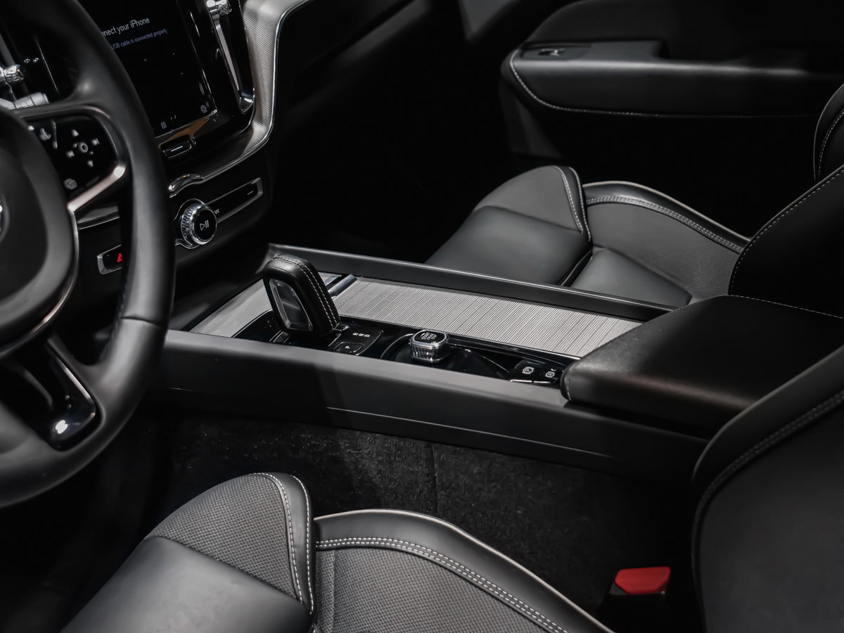 Volvo XC60 Recharge T8 R-DESIGN ADVANCE CLIMAT BOWERS & WILKINS MAGS 21PO CAM. 360 AFFICH. TÊTE HAUTE 2022-7