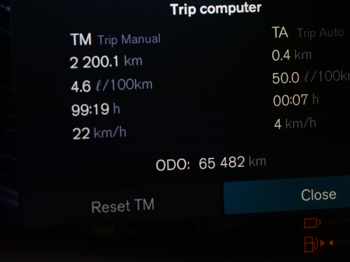 Volvo XC60 Recharge T8 R-DESIGN ADVANCE CLIMAT BOWERS & WILKINS MAGS 21PO CAM. 360 AFFICH. TÊTE HAUTE 2022-11