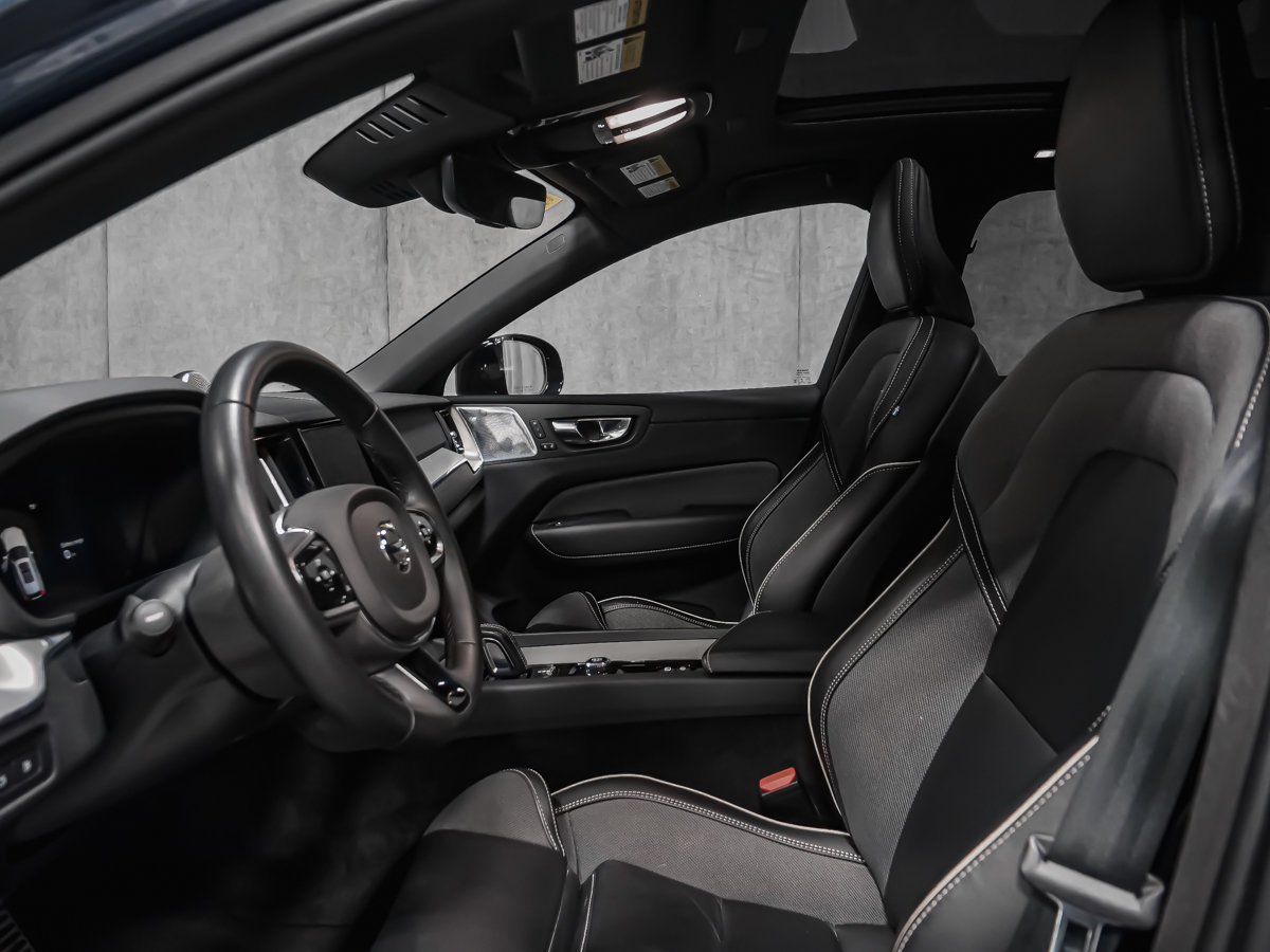 Volvo XC60 Recharge T8 R-DESIGN ADVANCE CLIMAT BOWERS & WILKINS MAGS 21PO CAM. 360 AFFICH. TÊTE HAUTE 2022-12