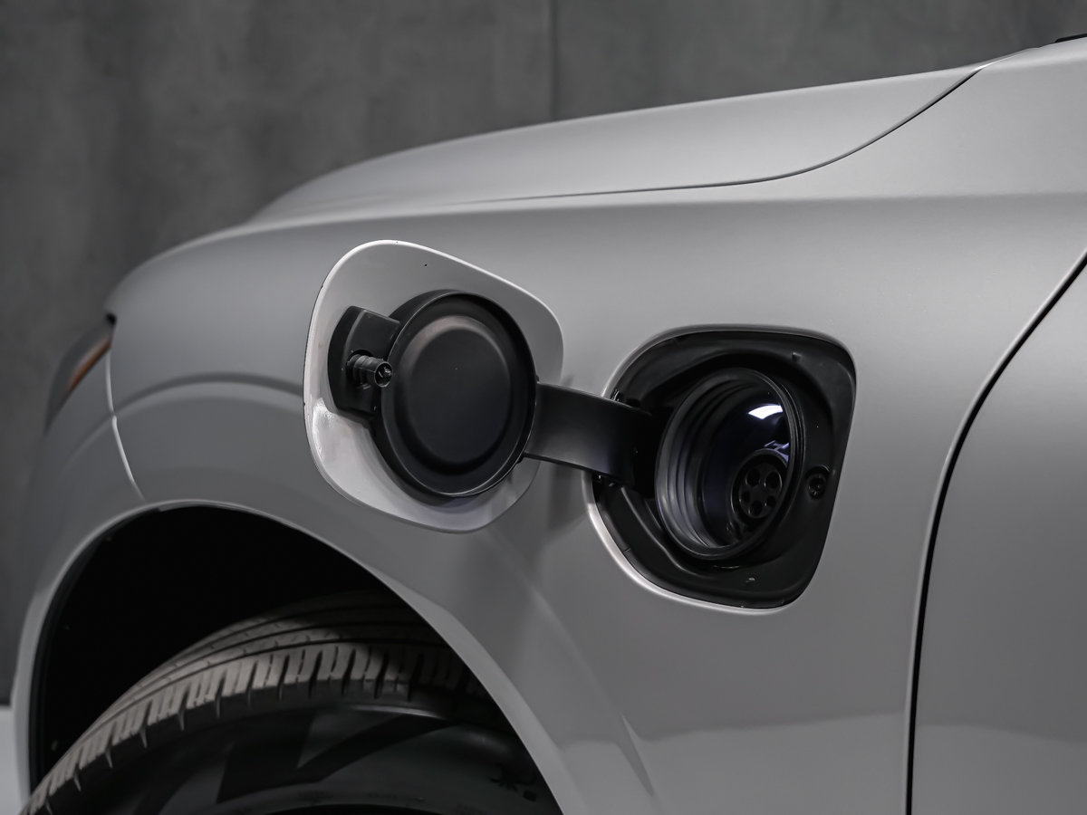 2022 Volvo XC60 Recharge Inscription Expression-4