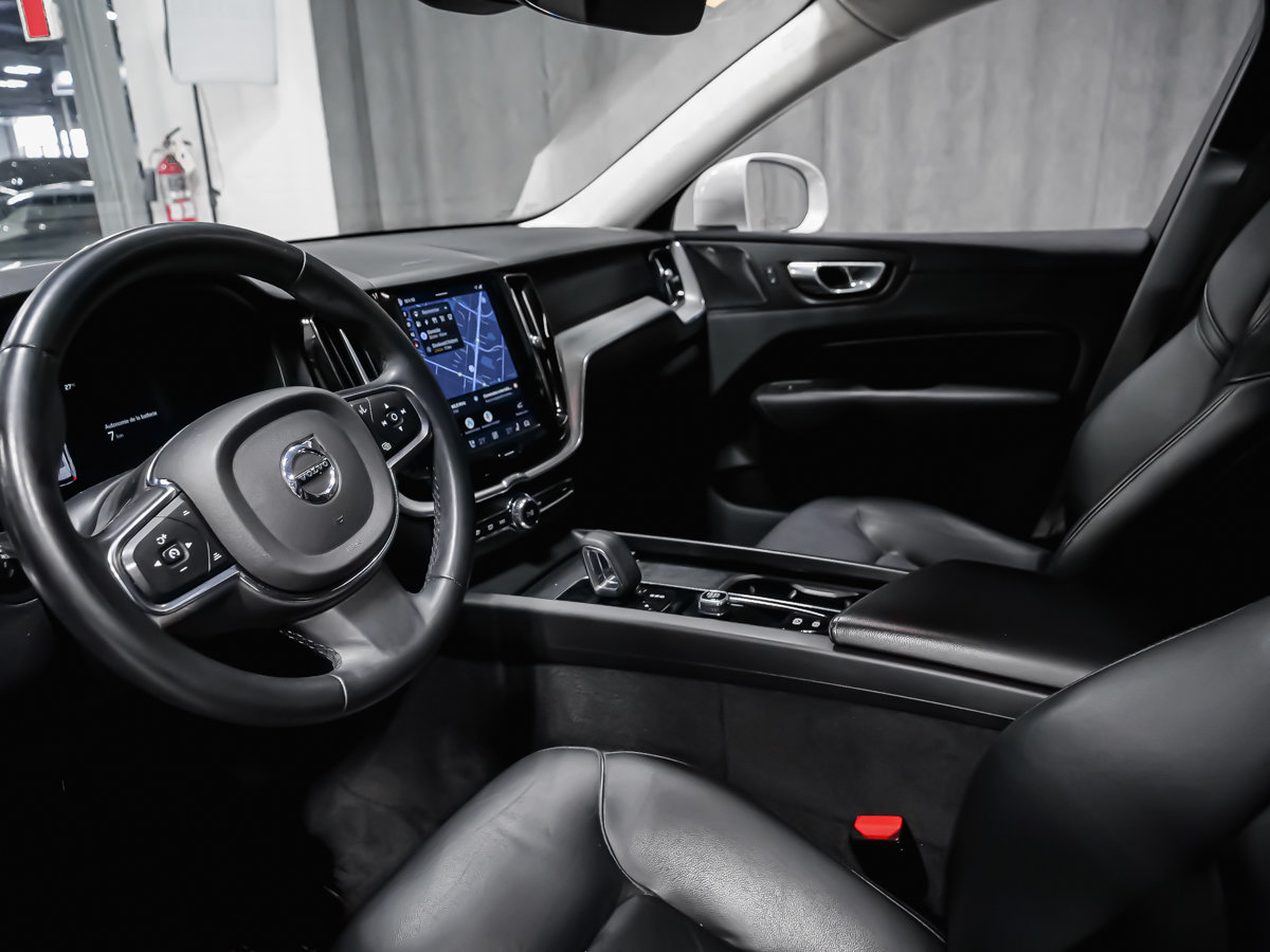Volvo XC60 Recharge Inscription Expression 2022-1
