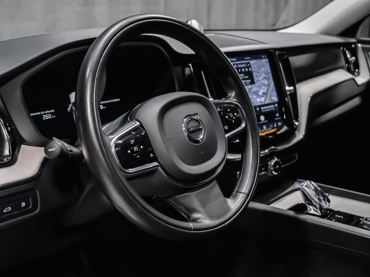 2022 Volvo XC60 Recharge T8 INSCRIPTION-7