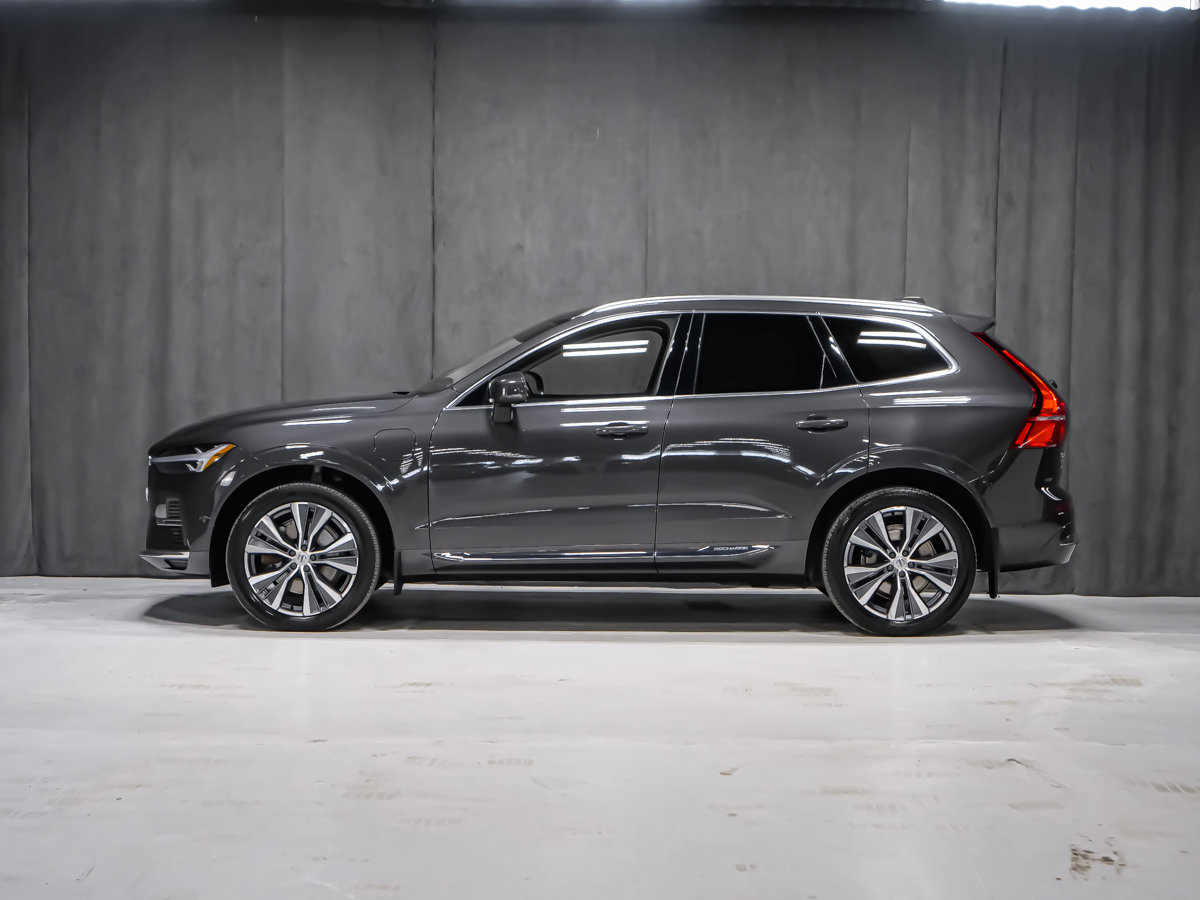 2022 Volvo XC60 Recharge T8 INSCRIPTION-2