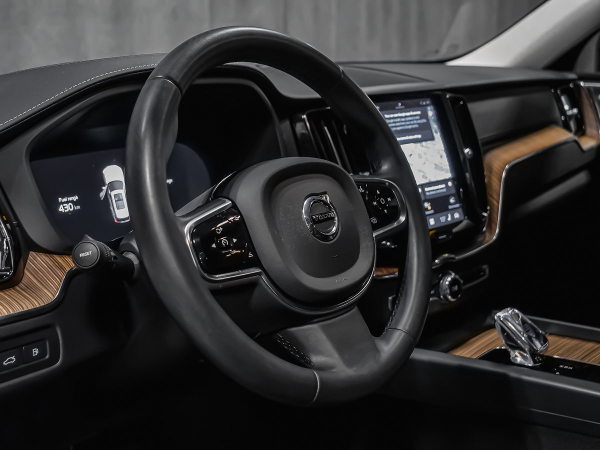 2023 Volvo XC60 Recharge T8 ULTIMATE BRIGHT BOWERS WILKINS MAGS 22PO-7