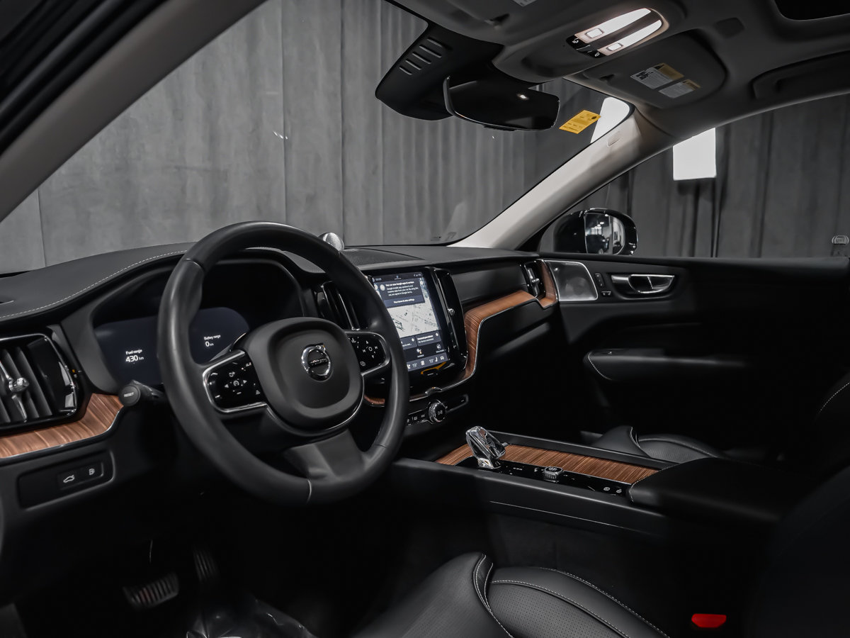 2023 Volvo XC60 Recharge T8 ULTIMATE BRIGHT BOWERS WILKINS MAGS 22PO-5